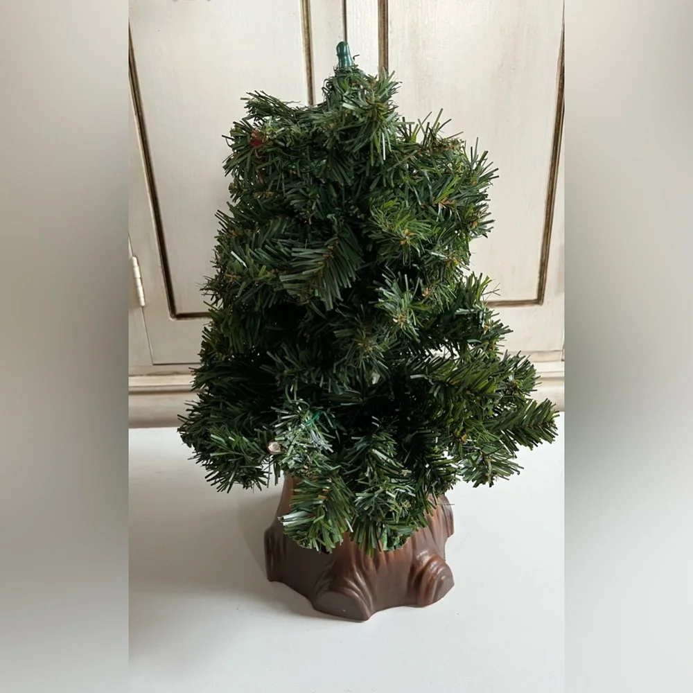 Vintage Gemmy Douglas Fir Talking Singing Christmas Tree, animated decoration